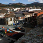 Vista genérica de la localidad de Boñar. CAMPOS