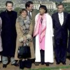 José María Michavila -con traje claro-, junto a varios colegas