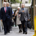 Los fiscales catalanes a su llegada a la reunión con el fiscal general del Estado, Torres-Dulce.