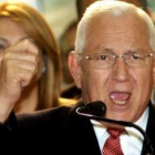Micheletti anunció ayer la conformación de un Gobierno de unidad, aún sin ningún representante del d