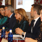 Cepedano y Ana del Ser, con otros ponentes ayer. MARCIANO