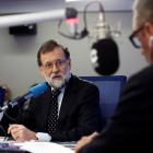 Mariano Rajoy durante la entrevista que concedió a Carlos Herrera en la Cope. EFE