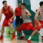 Gasol, en primer plano, en el entrenamiento de la selección en Río.
