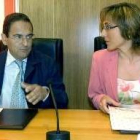 Luis Aznar y Rosario Rodríguez durante la rueda de prensa