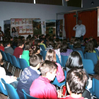 Un grupo de escolares, durante su visita a Ciñera.