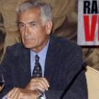 Rafael Vera durante el acto de presentación de su autobiografía que lleva el título «Las 19 puertas»