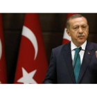 Erdogan habla ante la prensa, este lunes en Ankara.