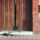 Estado en el que quedó la puerta del templo. DL