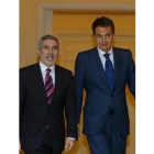 Llamazares y Zapatero, momentos antes de su reunión