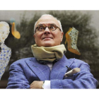 El diseñador de zapatos Manolo Blahnik inaugura la muesta ‘The art of shoes’. ANDY RAIN