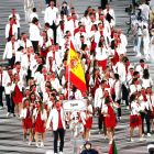 Mireia Belmonte y Saúl Craviotto fueron los abanderados de España durante la ceremonia de inauguración de los Juegos. RITCHIE B. TONGO