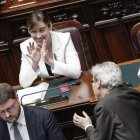 La ministra para las Reformas Constitucionales, Maria Elena Boschi, tras la aprobación. GIUSEPPE LAMI