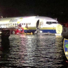 El avión, un Boeing 737, que ha acabado en un río en Florida