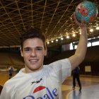 El extremo de la cantera, Mario López, que ultima la recuperación de su rodilla