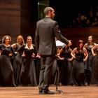 El coro leonés CantArte, cuyas puestas en escena siempre resultan novedosas y originales, nació en enero de 2013.