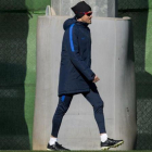 Luis Enrique entra en la ciudad deportiva para dirigir el entrenamiento del Barça antes de recibir al Atlético en la Copa.
