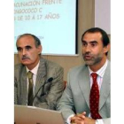 El director general de Asistencia y César Antón, en la rueda de prensa