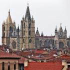 Vista de la Catedral de León desde la torre de la iglesia del Mercado. RAMIRO