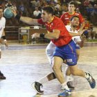 Los júnior se jugarán su futuro ante Serbia.