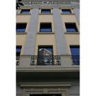 Imagen exterior de la sede del Colegio de Médicos de León