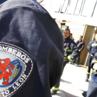 El funcionario pertenece al cuerpo de bomberos de León