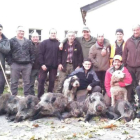 Parte de los monteros de la sociedad de cazadores Vega Alion. DL