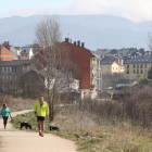 Imagen de la senda cercana al río Sil que el proyecto quiere mejorar. L. DE LA MATA