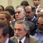 Francisco Correa (en primer término) y Luis Bárcenas, en la vista celebrada en la Audiencia Nacional.
