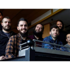 Los integrantes de la banda burgalesa La Maravillosa Orquesta del Alcohol (Moda). J.J. GUILLÉN