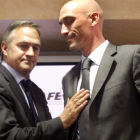 Astiazarán, presidente de la Liga de Fútbol Profesional (LFP), y Luis Rubiales, presidente de la AFE.