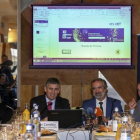 El jefe de Ciberseguridad del Centro Criptológico Nacional (dependiente del CNI), Javier Candau, y el subdirector general, Luis Jiménez, este martes en la rueda de prensa que han dado en Madrid.