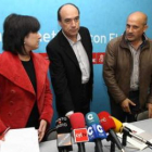 Ángela Marqués, Francisco Ramos y Manuel Ángel Rey, ayer en la sede de Ponferrada.