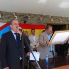 Díaz, en la fiesta de Fornela, con Eduardo Fernándes detrás.