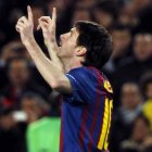 Messi celebra uno de los cinco goles que marcó ayer al Bayer Leverkusen.