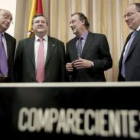 El presidente de JpD, Miguel Gimeno; el de AJFV, Marcelino Sexmero, Álvaro Cuesta y por FJI, Conrado