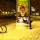 La nevada en la Plaza de Guzmán dejó estupefactos incluso a los personajes de la película «Mad