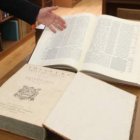 Jesús García Recio en la nueva biblioteca del Instituto Bíblico y Oriental, ubicada también en San I