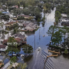 Las rápidas inundaciones sorprendieron a la población en casa. TANNEN MAURY