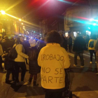 Movilización de anoche en Párroco Pablo Díez. DL