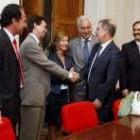 El ministro Bermejo saluda al Pleno de Gobierno del TSJCyL