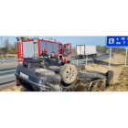 Uno de los accidentes registrados este año en las carreteras de León. DL