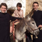 Bermejo, primero por la izquierda, en el rodaje del filme sobre el ‘padre’ de los gitanos de Guadix.