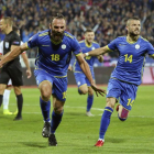 Los jugadores kosovares celebran un gol contra Malta en la Liga de las Naciones.