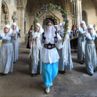 Las doncellas rendirán hoy tributo al Emir de Córdoba.