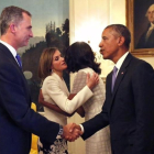 El rey Felipe VI y Letizia se despiden de Barack y Michelle Obama, en septiembre del 2015, tras el encuentro en la Casa Blanca.