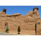 La tapia del cementerio de Villamandos