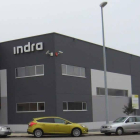 La imagen tomada ayer muestra las instalaciones de la multinacional Indra en Bembibre.