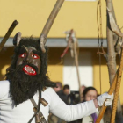 Celebración del ritual del Jurru en la plaza Mayor de Alija del Infantado.