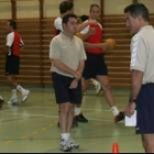 El entrenador del equipo, Manuel Cadenas, junto a su segundo Jacobo