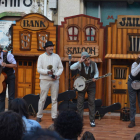 Fotografía de archivo del Festival de Teatro de Calle de las fiestas de Santa María del Páramo. MEDINA